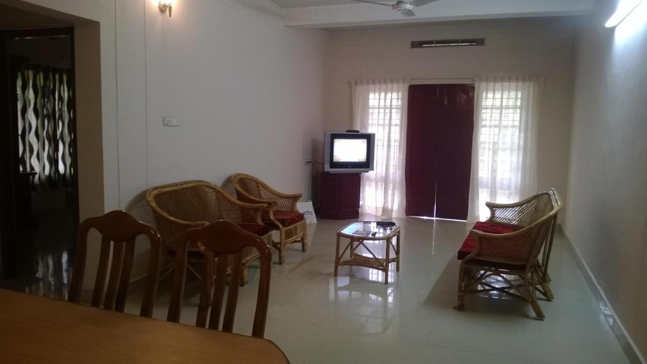 Indeevaram Apartments Kovalam Luaran gambar