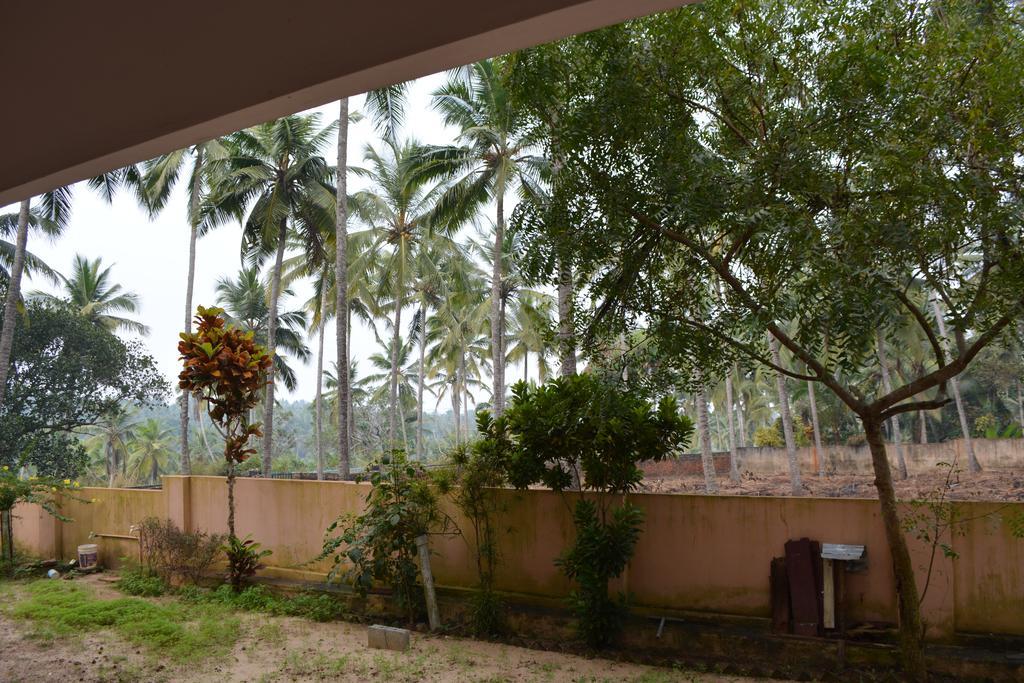 Indeevaram Apartments Kovalam Bilik gambar