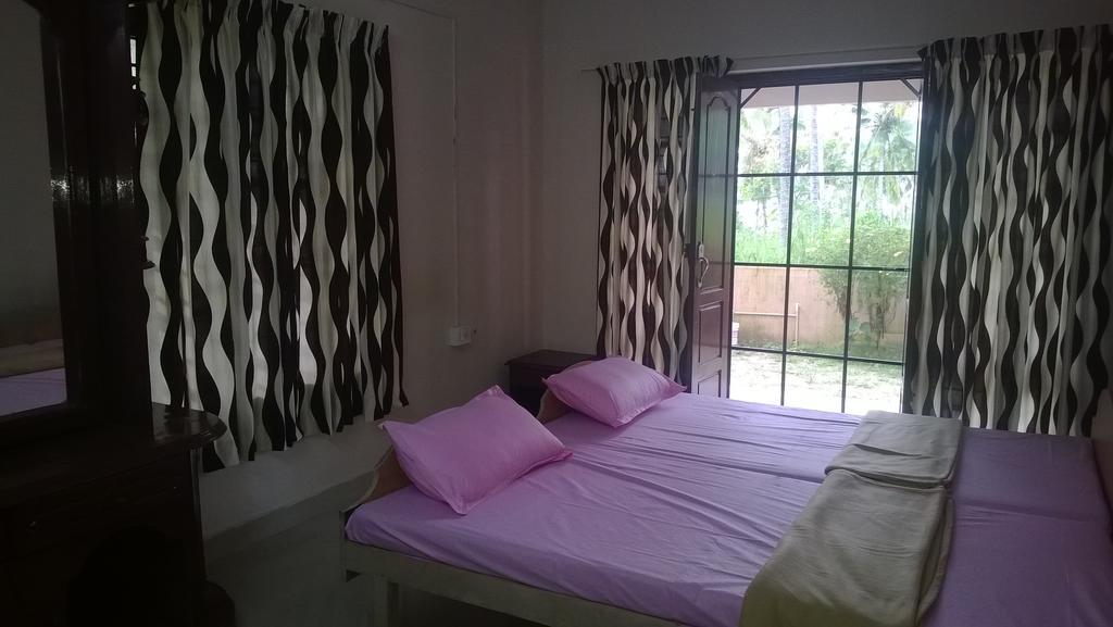 Indeevaram Apartments Kovalam Bilik gambar